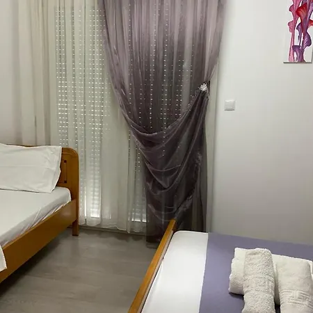 Pura Guest house *